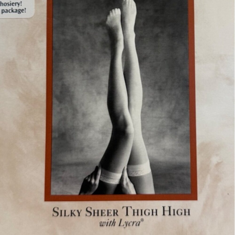 Sheer Caress Silky Sheer Lace Top Thigh Highs Sandalfoot Size Average Sand VTG